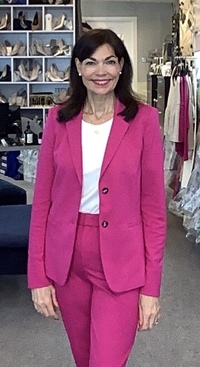 Style 88450 - Single breasted Pink Jersey Blazer